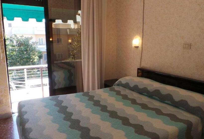 호텔 Albergo Villa Anna