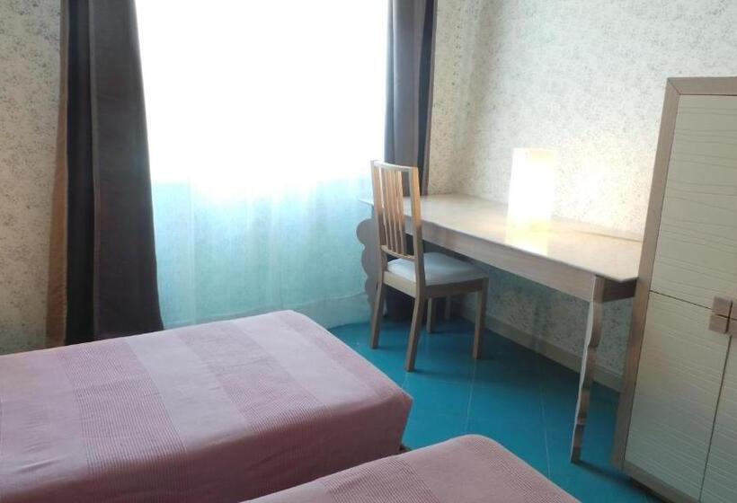 호텔 Albergo Villa Anna