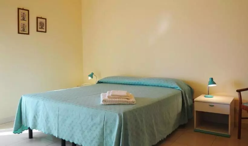 Hotelli Albergo Villa Nobile