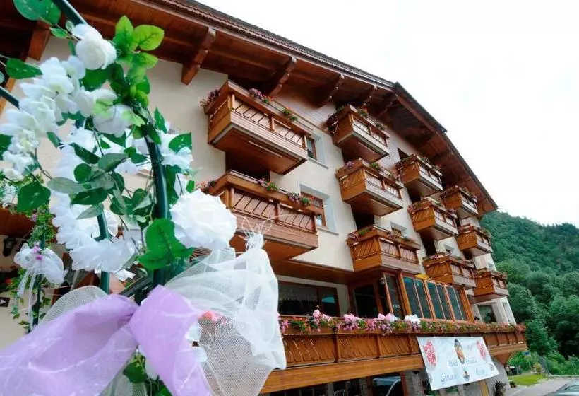 Hotelli Alps Oriental Wellness