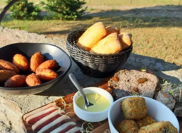 Hotelli Auberge Lustincone