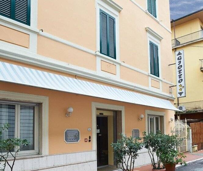 ホテル Cavallotti & Giotto