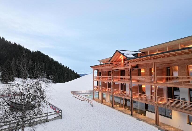 בית מלון כפרי Pozzamanigoni