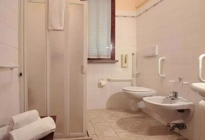 Hotelli Rose & Crown