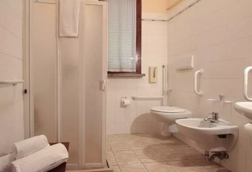 Hotelli Rose & Crown