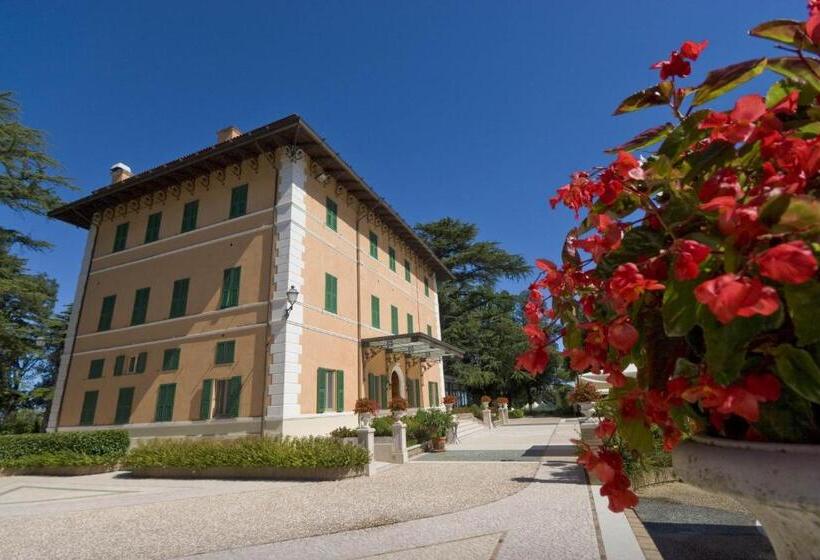 ホテル Villa Verdefiore