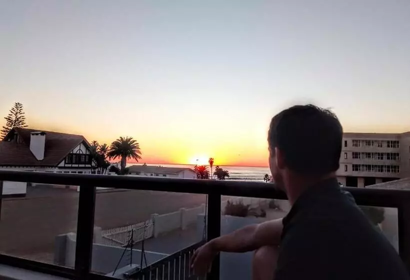 هاستل Sea View Bliss Guesthouse With Self Catering