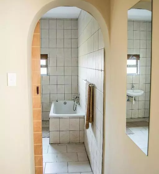 هاستل Sea View Bliss Guesthouse With Self Catering