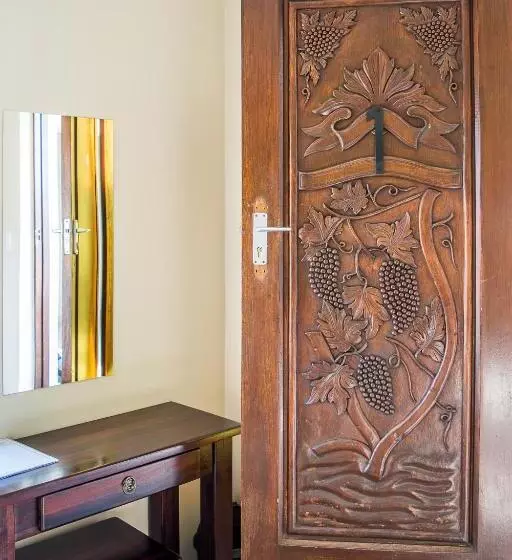 هاستل Sea View Bliss Guesthouse With Self Catering