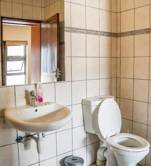 هاستل Sea View Bliss Guesthouse With Self Catering
