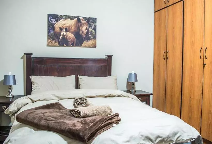 هاستل Sea View Bliss Guesthouse With Self Catering