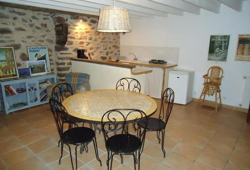 مبيت وإفطار Val Ory