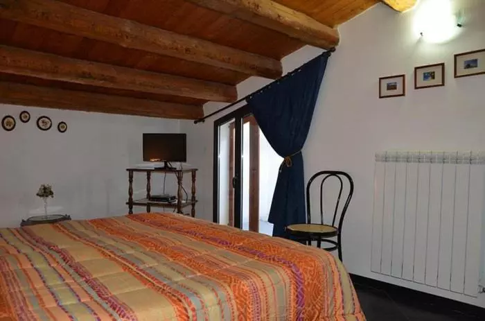Bed & Breakfast Hostel H24