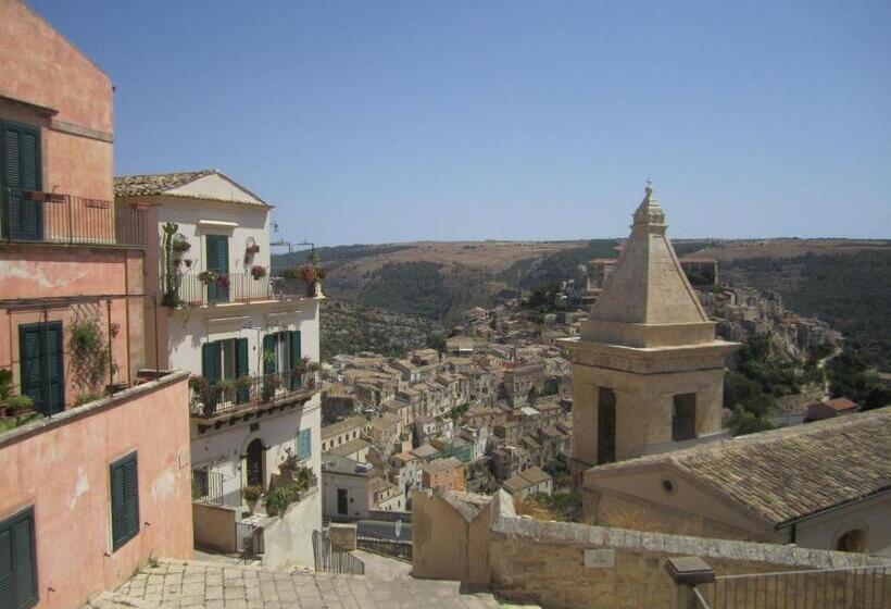 Bed & Breakfast Hostel H24