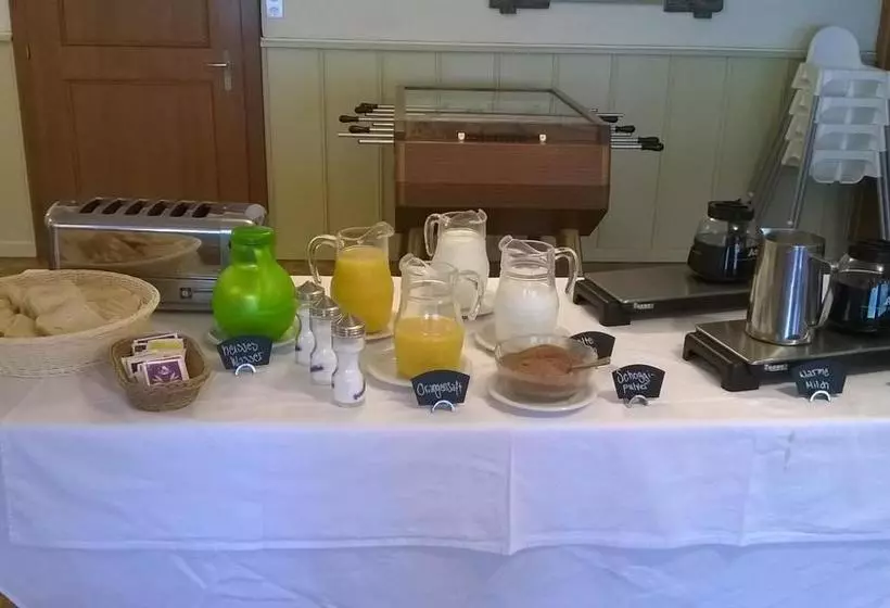 Hostel Rotschuo Jugend  Und Familienferien