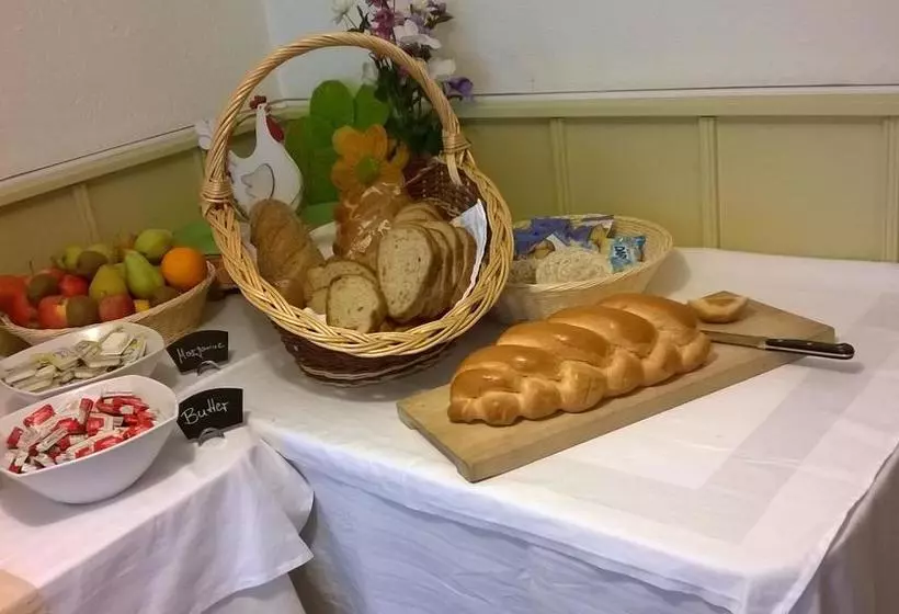 Hostel Rotschuo Jugend  Und Familienferien