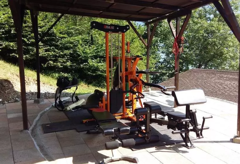 Hostel Rotschuo Jugend  Und Familienferien