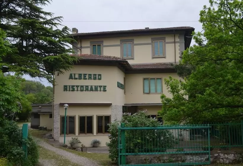 Hotelli Albergo Padellino