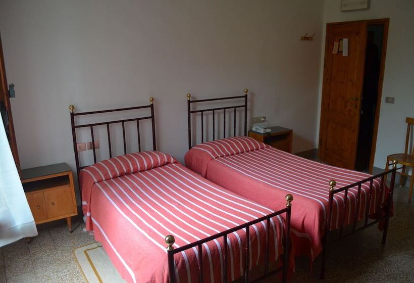 호텔 Albergo Padellino