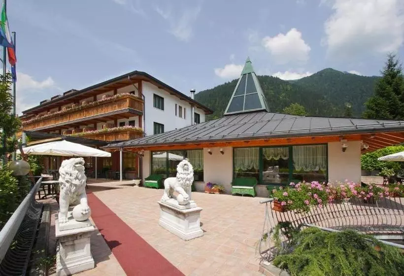 ホテル Centro Benessere Gardel