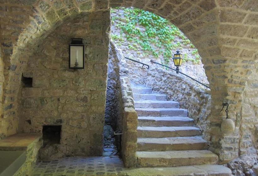 Отель Châteauzen