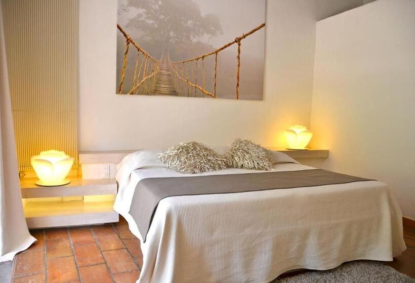 Отель Châteauzen