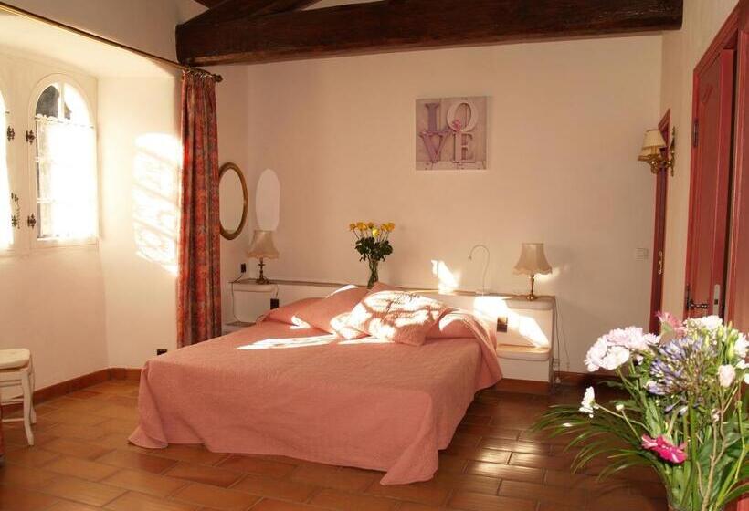 Отель Châteauzen