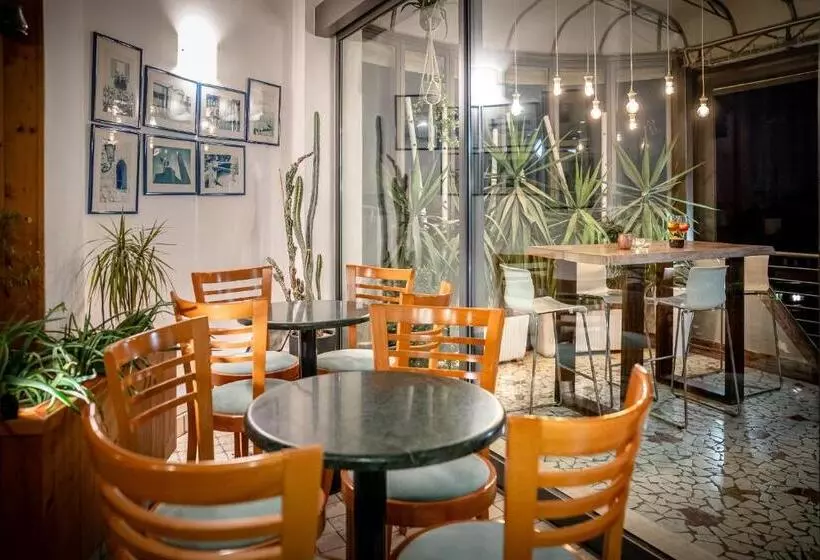 Hotel Delfino