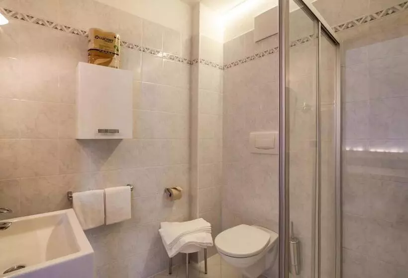 هتل Garni Appartement Gartenheim