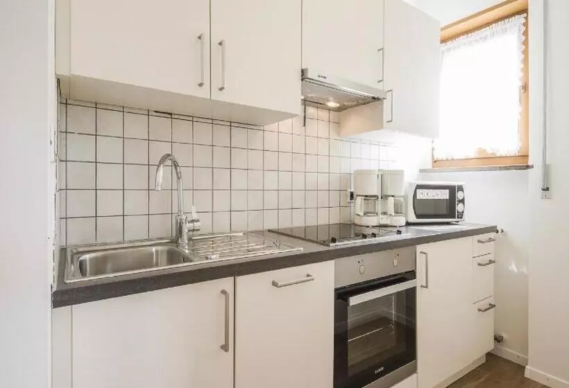 هتل Garni Appartement Gartenheim