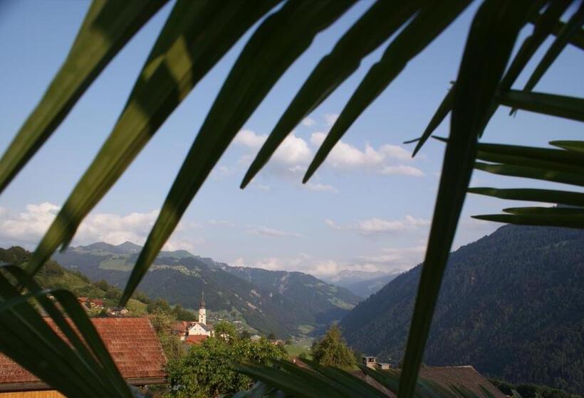 فندق Gästehaus Alpina In Fanas