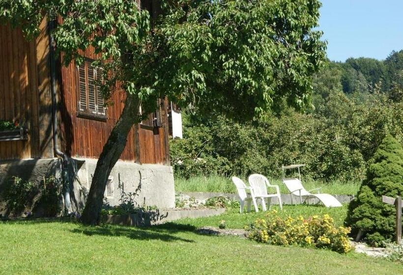 فندق Gästehaus Alpina In Fanas