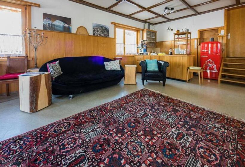 فندق Gästehaus Alpina In Fanas