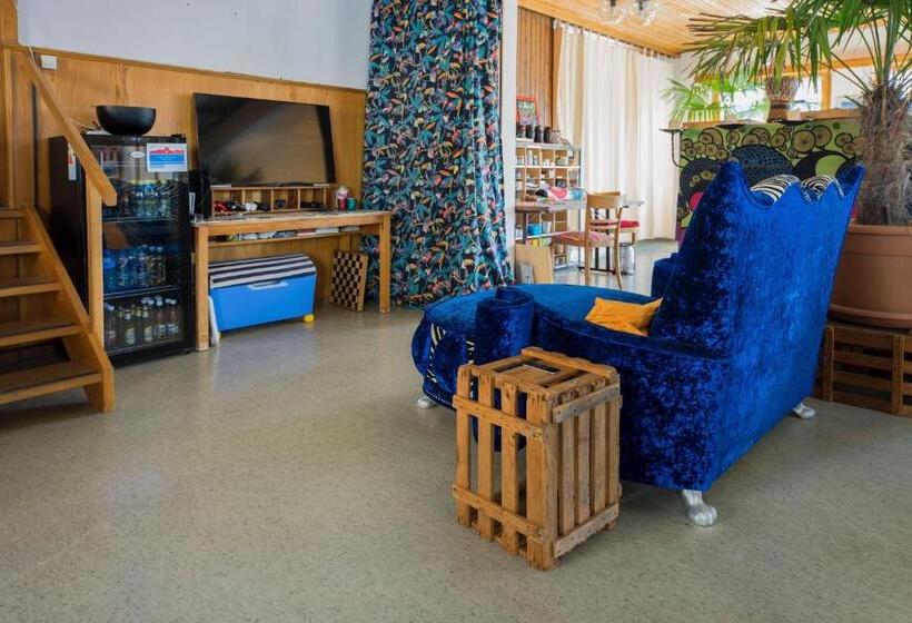 فندق Gästehaus Alpina In Fanas