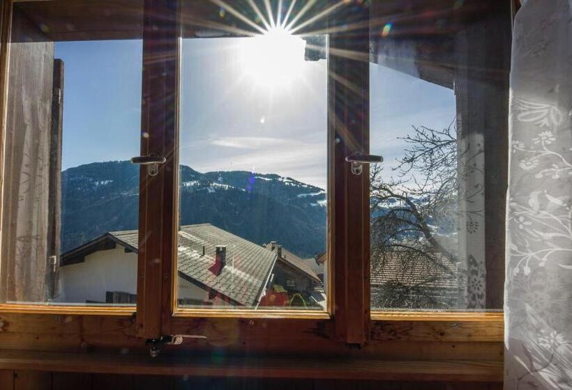 فندق Gästehaus Alpina In Fanas