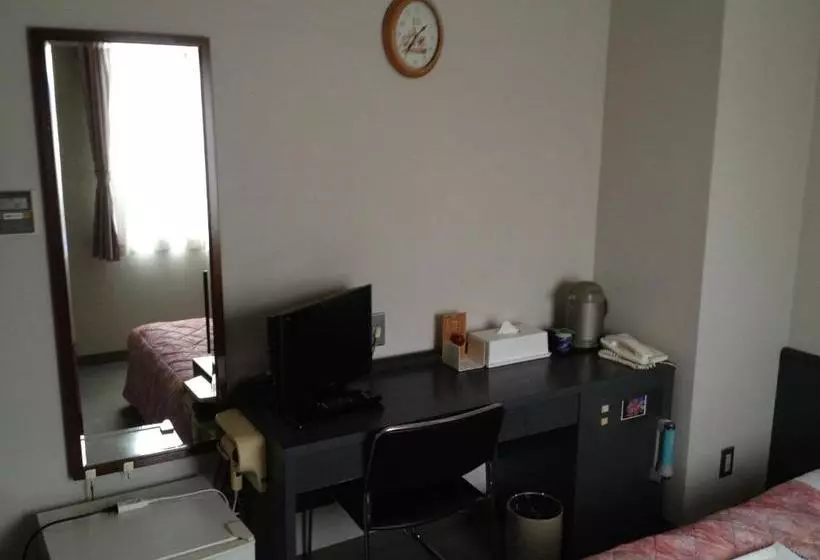 Hotelli Hirosaki Ekimae