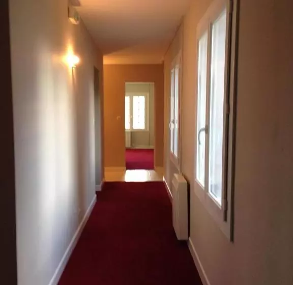 هتل Hôtel Cuulong