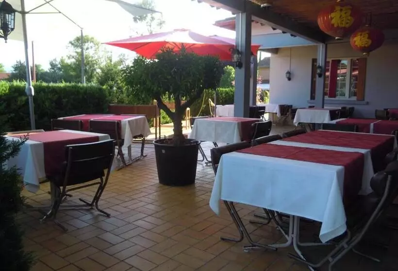 هتل Hôtel Cuulong