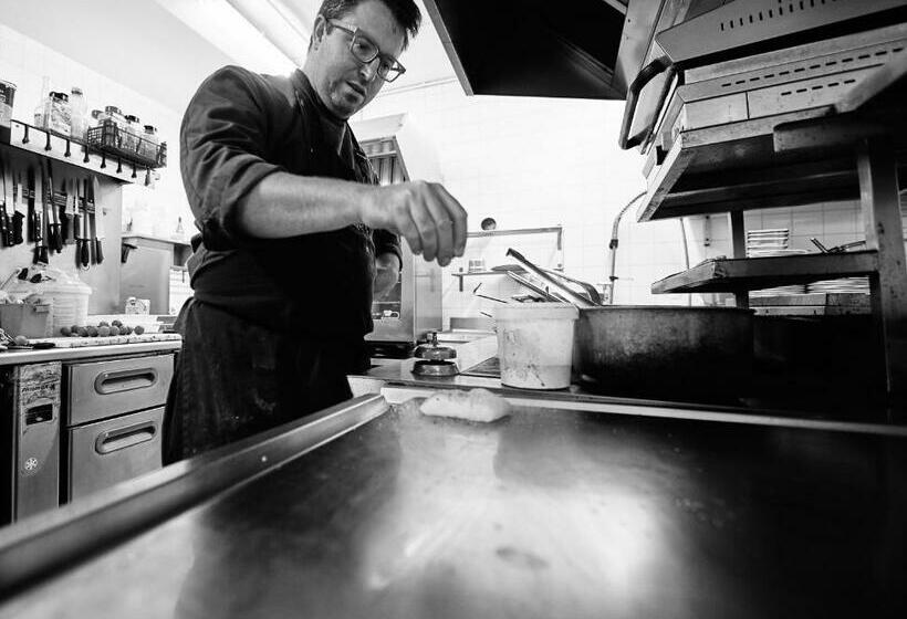 Отель Le Thalassa Hôtel & Spa