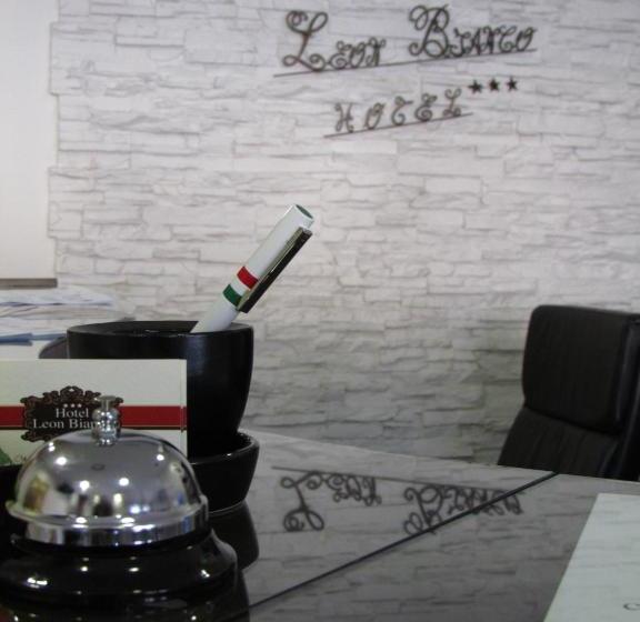 فندق Leon Bianco