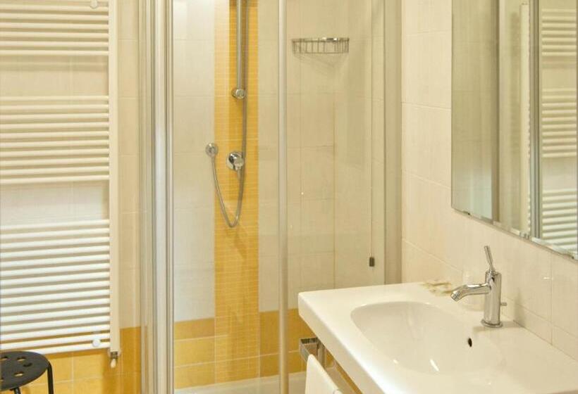 فندق Leon Bianco