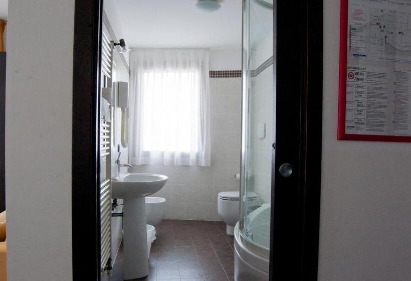 فندق Leon Bianco