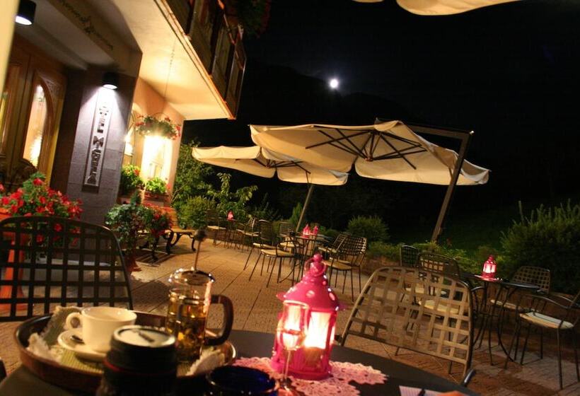 فندق Michela