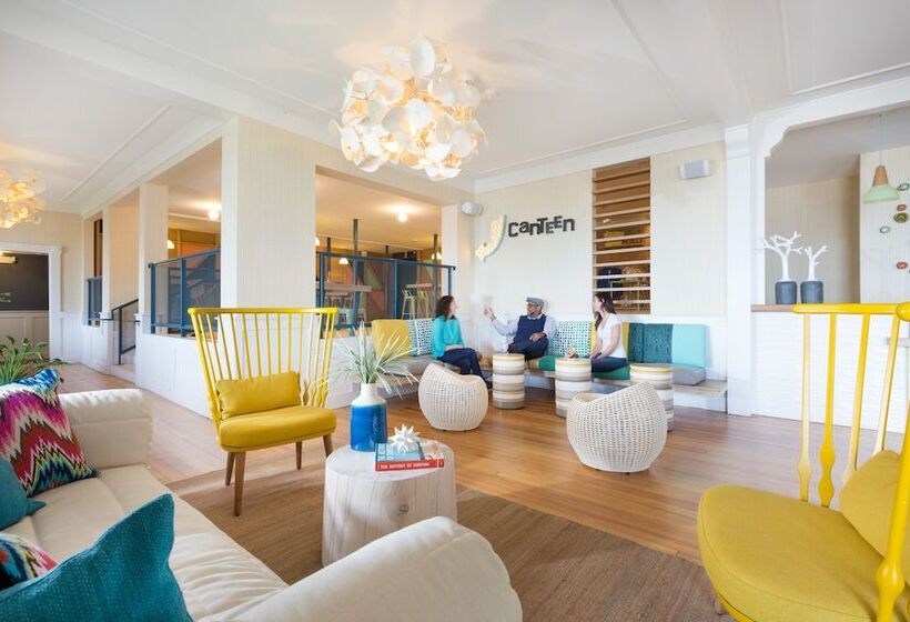 בית מלון כפרי Summercamp