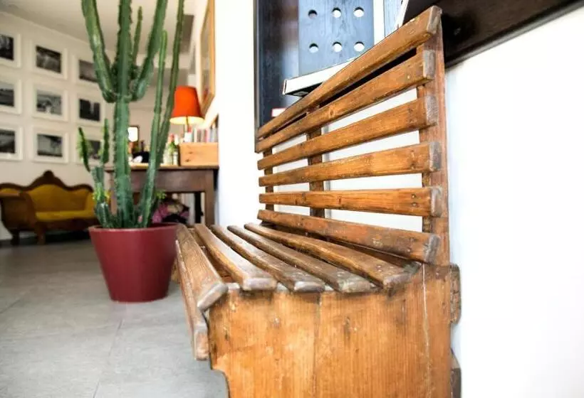 Hotelli Tirreno