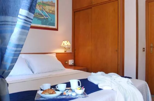 Hotelli Tirreno