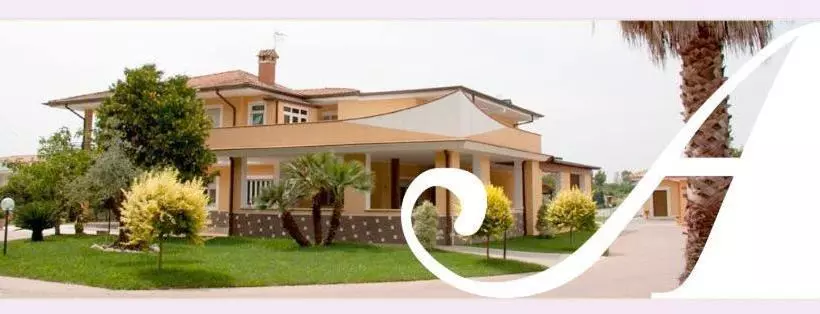 هتل Villa Aurora