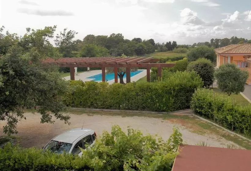 هتل Villa Aurora