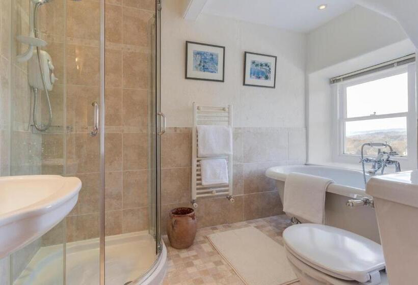 مبيت وإفطار Barnes Fell Apartments