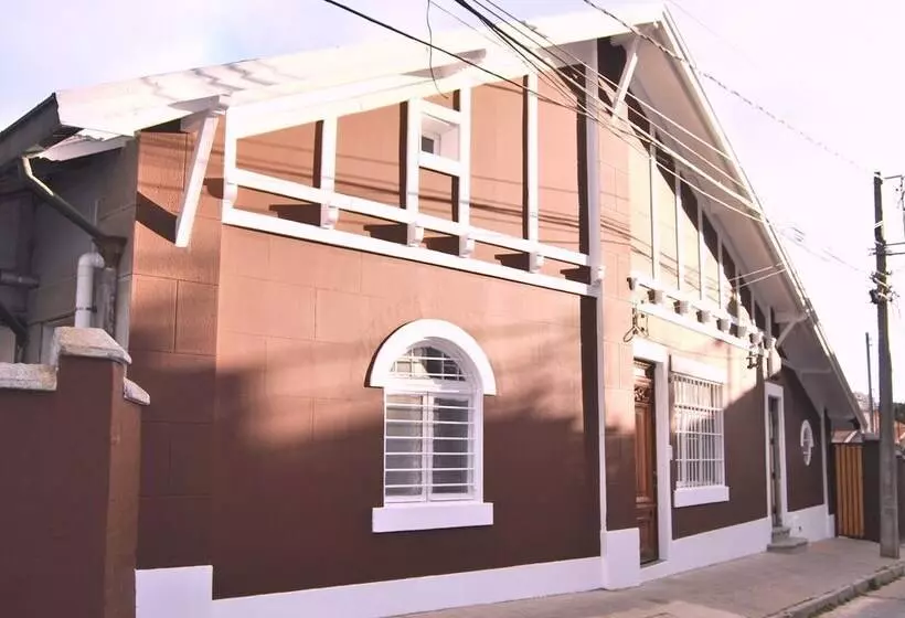 تختخواب و صبحانه Chocolate Manor House Hotel Boutique